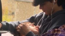 Namoro gay ou amizades